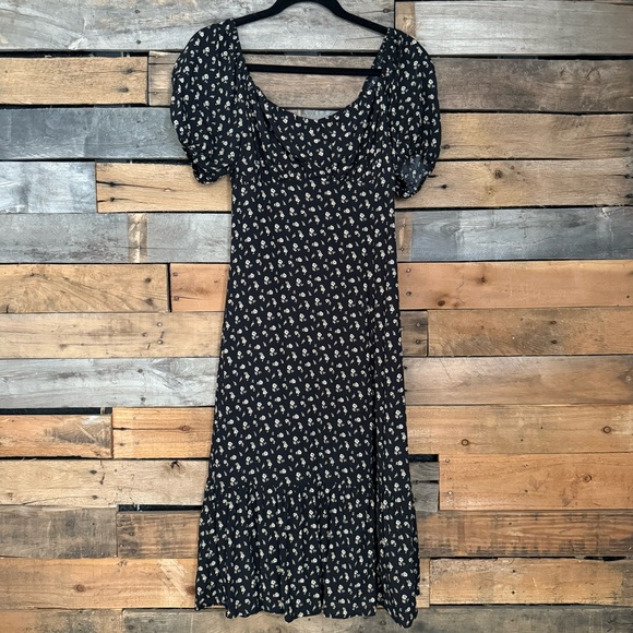Black Floral Midi Dress 🍂 - Picture 1 of 6